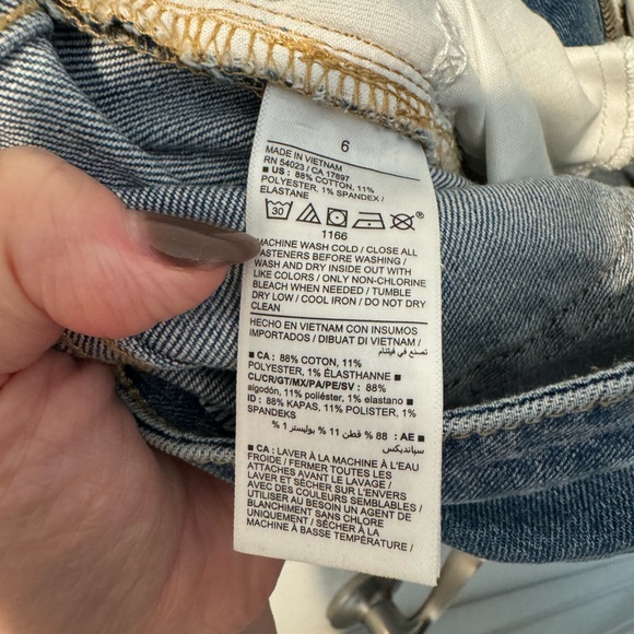 Old Navy High Rise OG Loose Secret-Smooth Pockets Medium Wash Jeans Size 6 - Picture 2 of 14